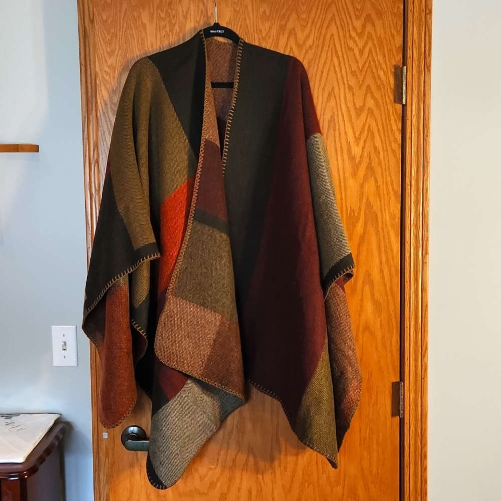 Shawl/sweater from New York & Company, one size,  multicolored.